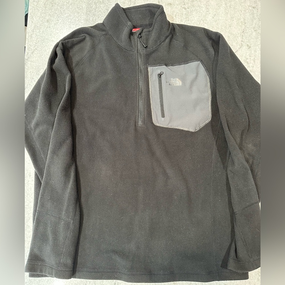 Men’s The North Face lightweight fleece pullover zip black